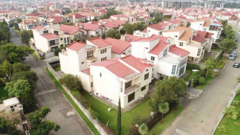 A neighborhood in Ethiopia with privately owned homes built on publicly owned land